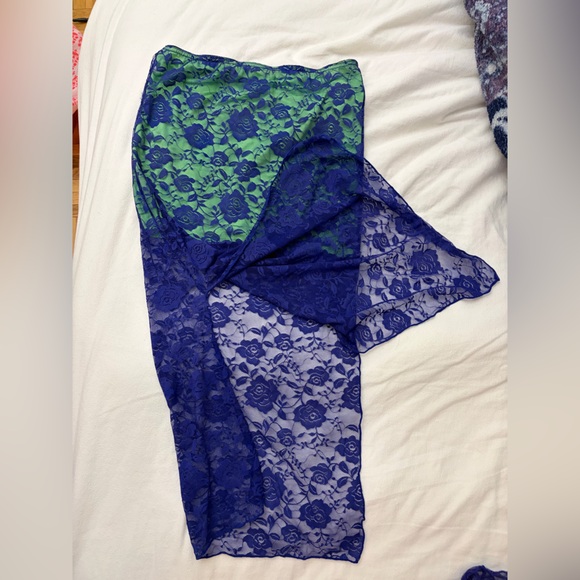 Dollkill delias 2 piece set crop top and skirt - Picture 3 of 6